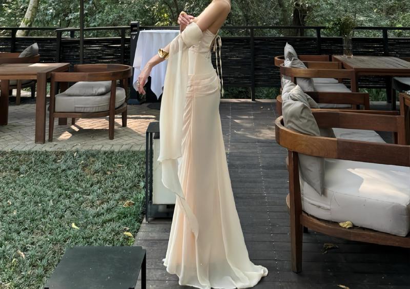 Proginė suknelė